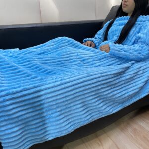 Cobija Pequeña con Mangas Celeste