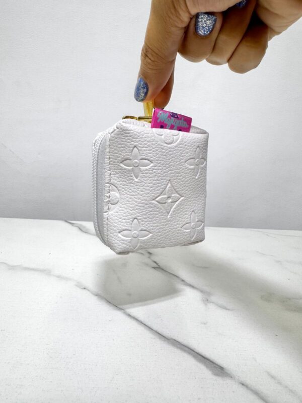 Monedero Blanco con Textura